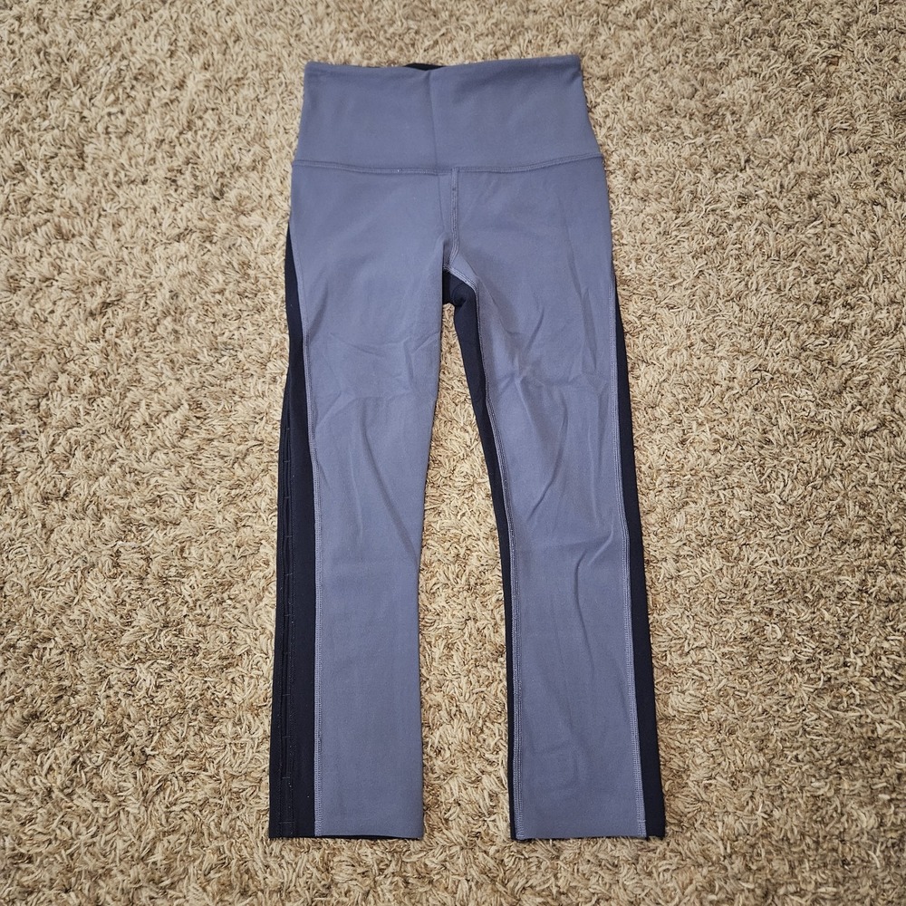 Athleta Horizon Scallop Capri Black Blue Gray Athletic Leggings Women's Size XXS